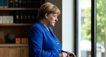 Politische Implikationen: Angela Merkel, Politikerin